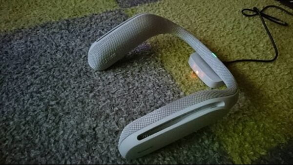 ワイヤレス ネックスピーカー